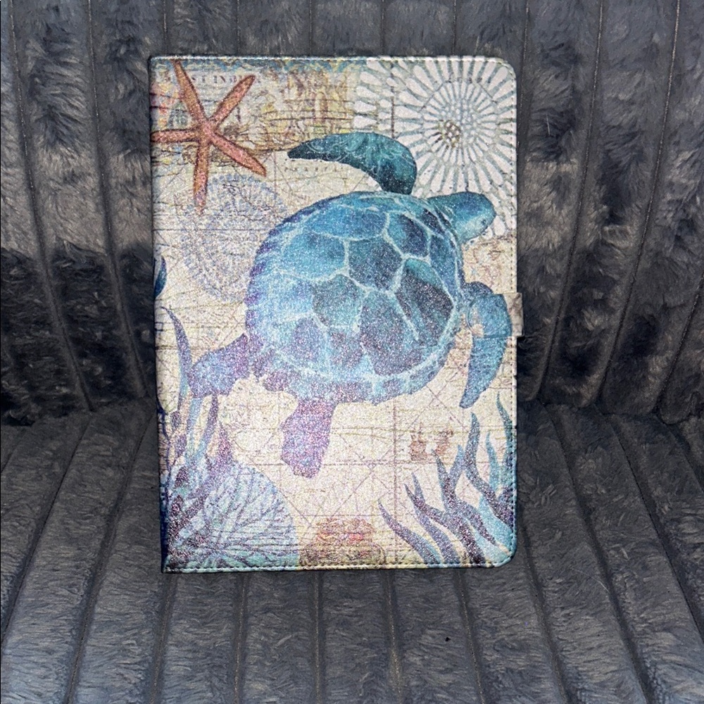 BNIP Sea Turtle Print 5th/6th gen iPad Case